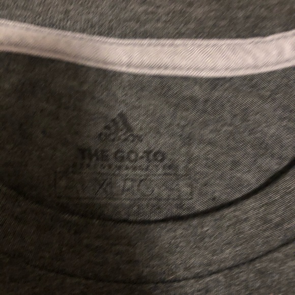 Adidas short sleeve tshirt - Picture 2 of 2